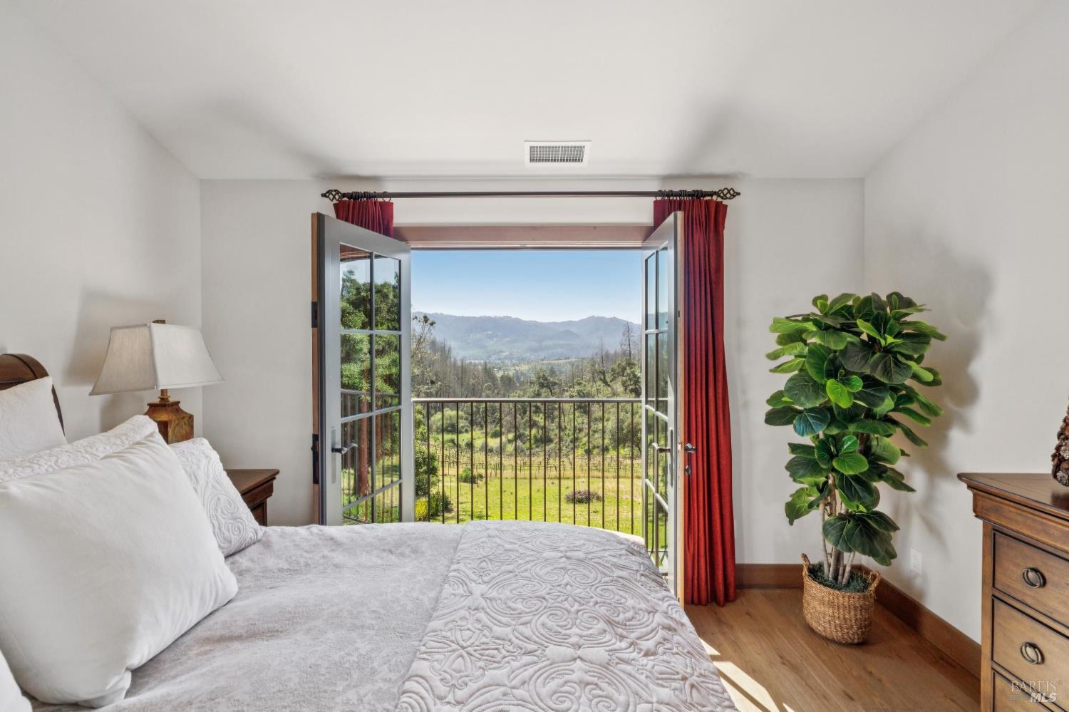 1044 Deer Park Road Deer Park, CA 94576 - Photo 24 of 61