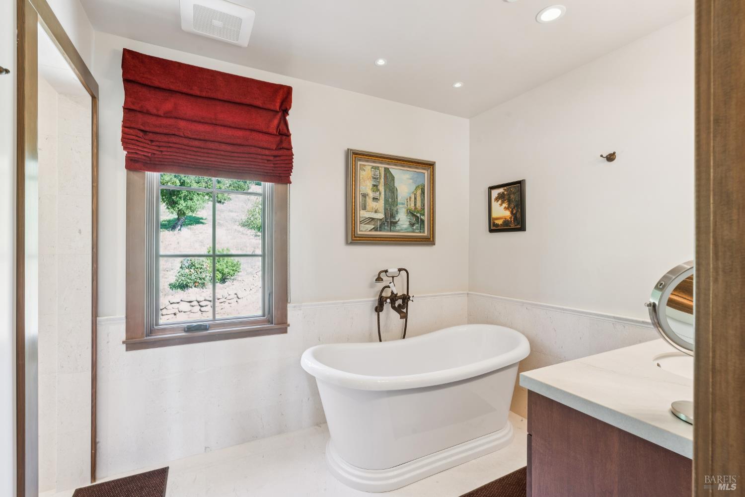 1044 Deer Park Road Deer Park, CA 94576 - Photo 28 of 61 Primary Bath