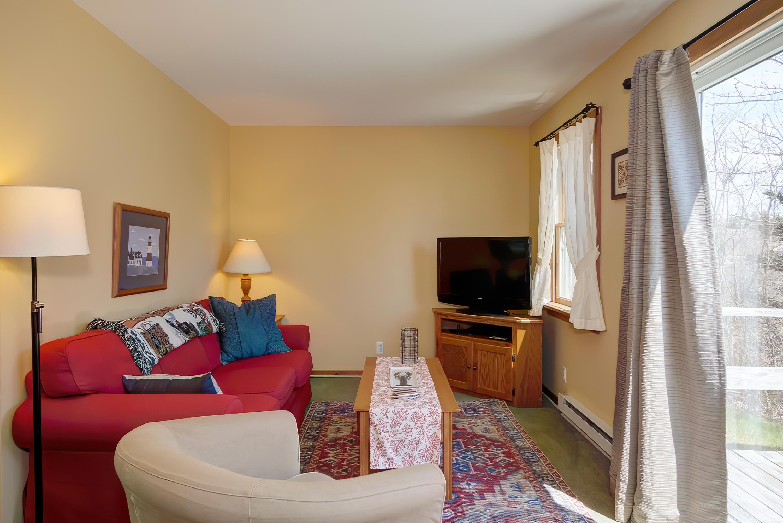 40 Clark Point Road Bernard, ME 04612 - Photo 16 of 32 DCCLivingRoom