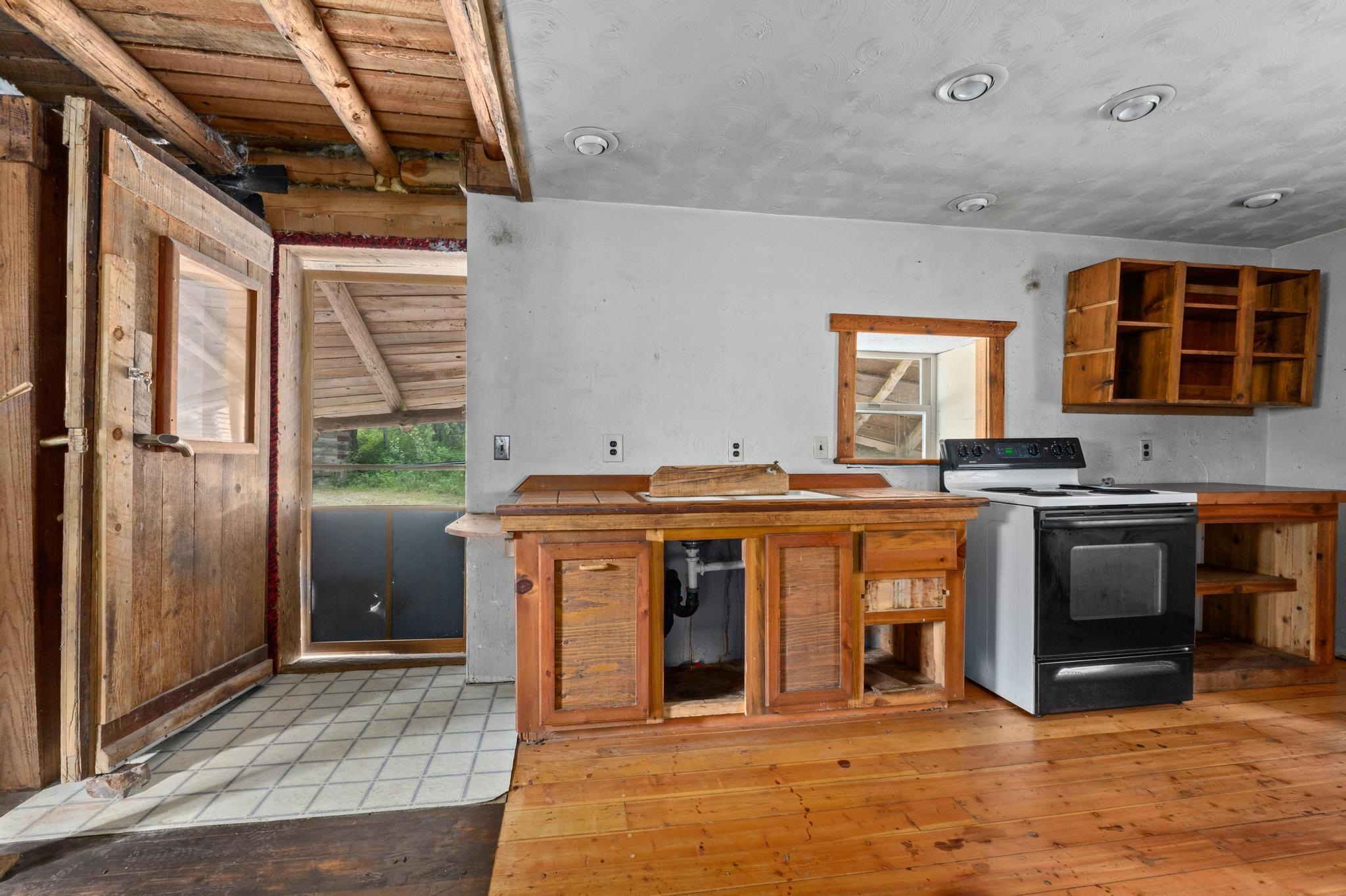 4186 Wright Road Northport, WA 99157 - Photo 12 of 50