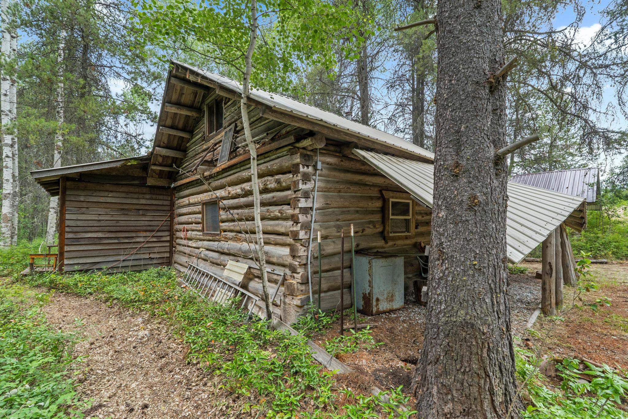 4186 Wright Road Northport, WA 99157 - Photo 9 of 50