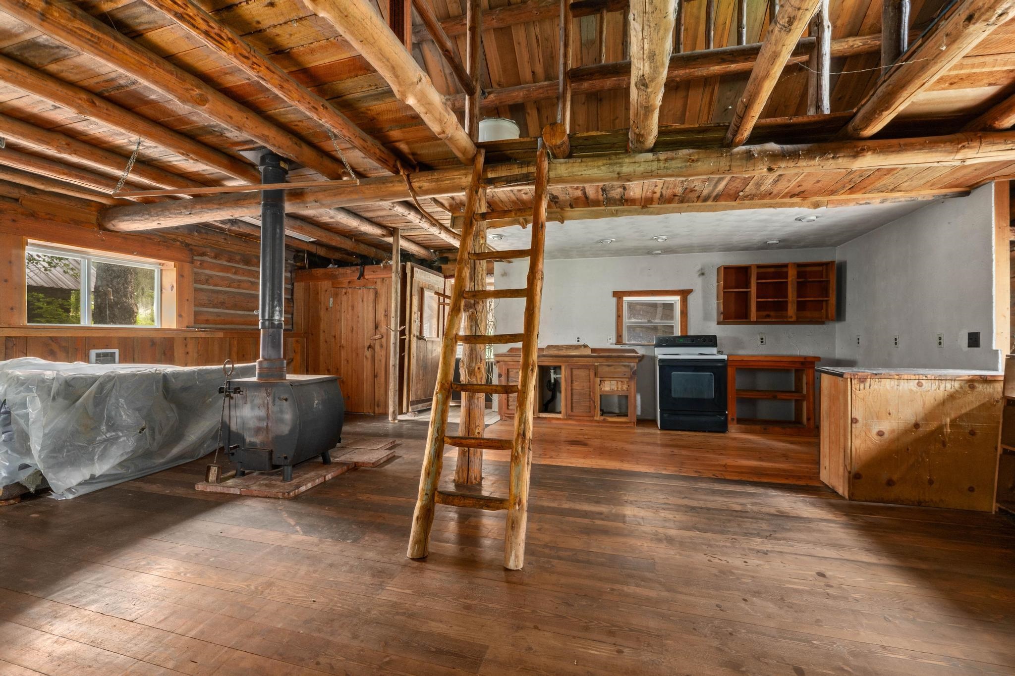 4186 Wright Road Northport, WA 99157 - Photo 10 of 50