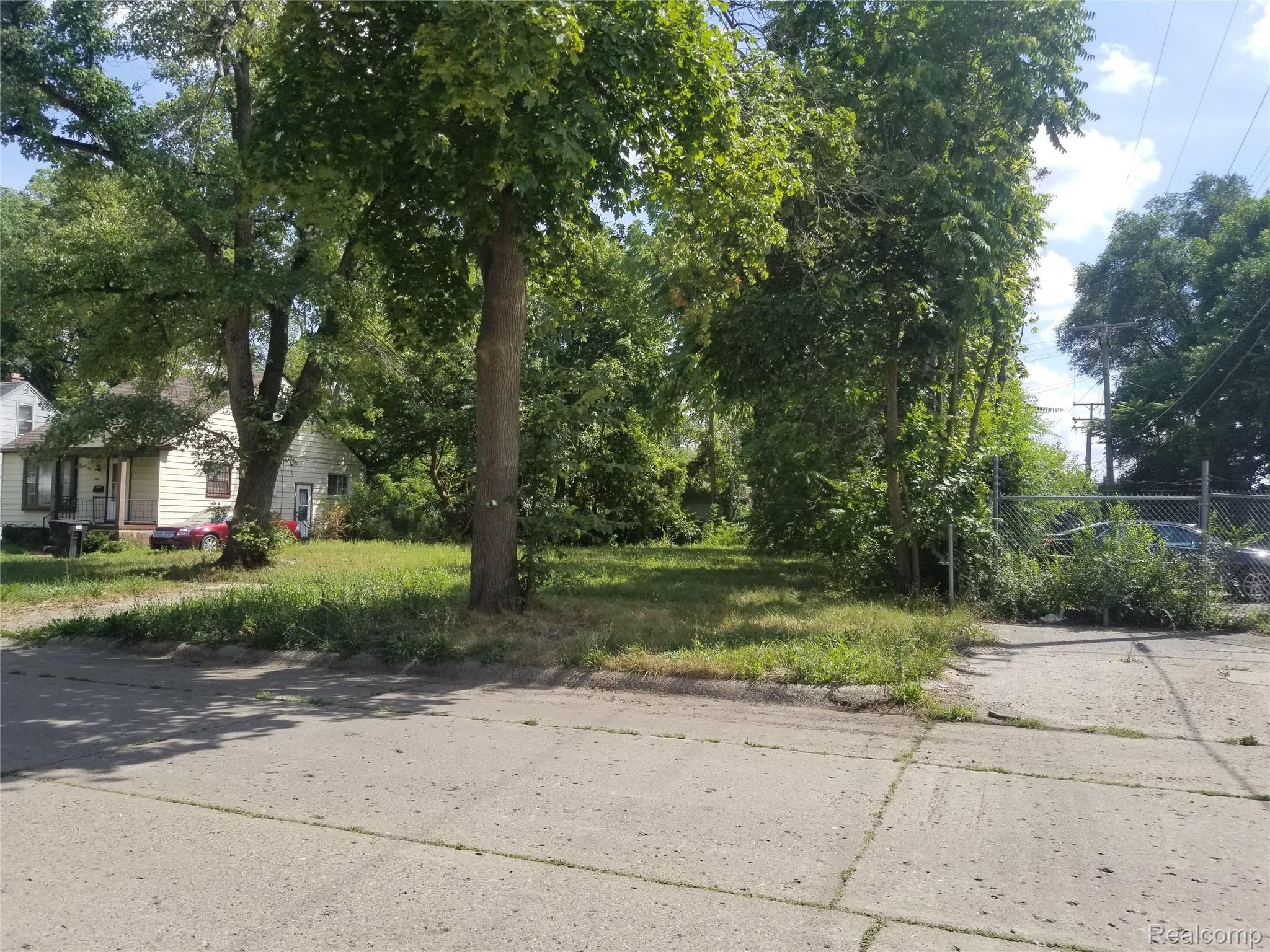 17644 Lahser Road Detroit, MI 48219 - Photo 6 of 22 20190821_151004.jpg