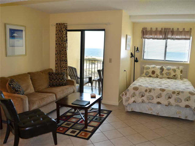 375 Plantation Road, Unit 5202 Gulf Shores, AL 36542 - Photo 3 of 8 Living Area 2