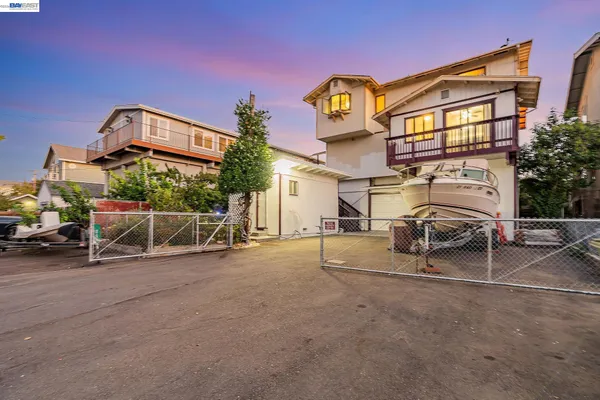 $599,888 | 71 Taylor Place, Bethel Island, CA 94511