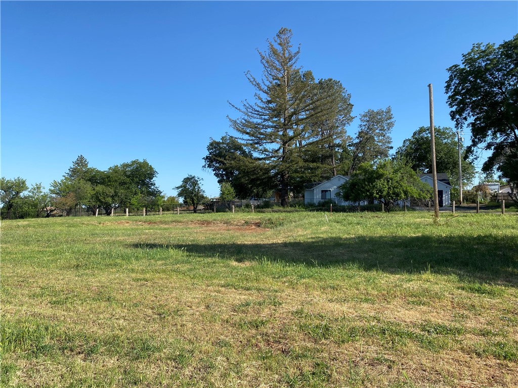 72 Seaman Lane Paradise, CA 95969 - Photo 2 of 6 a view of a swimming pool with a yard