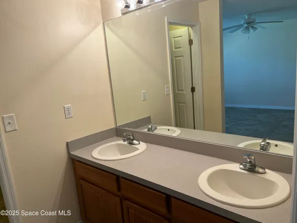 $2,100 | 911 Le Baron Street Southwest, Palm Bay, FL 32908