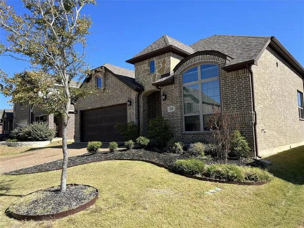 $2,700 | 2824 Country Church Road, McKinney, TX 75071