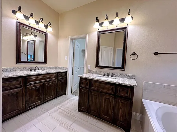 $2,700 | 2824 Country Church Road, McKinney, TX 75071