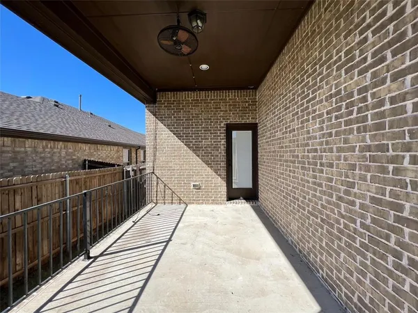 $2,700 | 2824 Country Church Road, McKinney, TX 75071