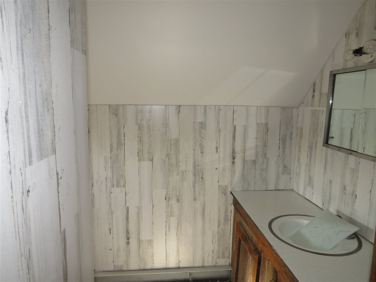 11310 Odell Road Linden, MI 48451 - Photo 33 of 61 31383990-32.JPG