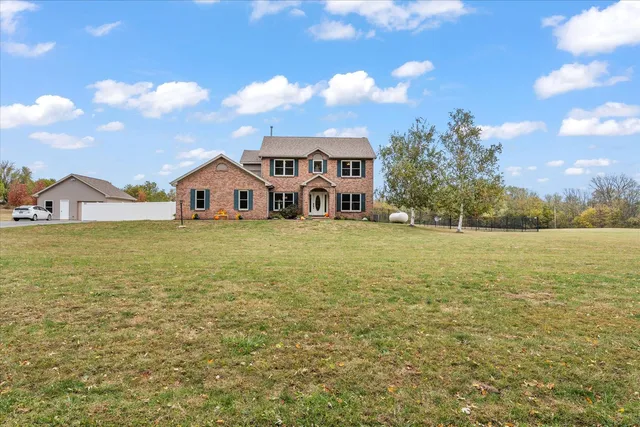 $650,000 | 302 County Road 2650 North, Mahomet, IL 61853