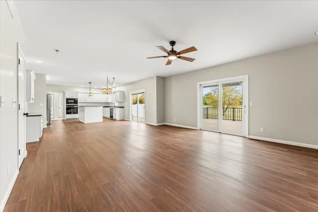 $650,000 | 302 County Road 2650 North, Mahomet, IL 61853