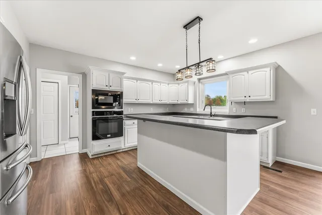 $650,000 | 302 County Road 2650 North, Mahomet, IL 61853