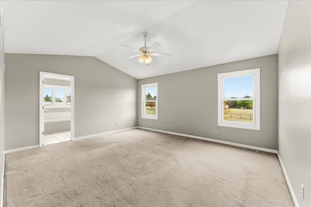 $650,000 | 302 County Road 2650 North, Mahomet, IL 61853