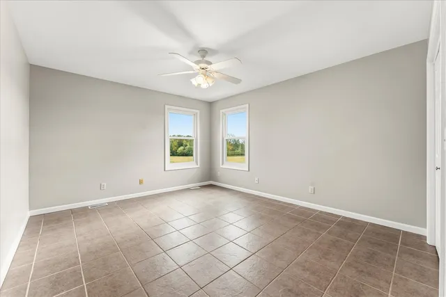 $650,000 | 302 County Road 2650 North, Mahomet, IL 61853