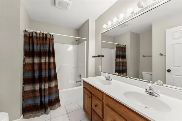 $785,000 | 302 County Road 2650 North, Mahomet, IL 61853