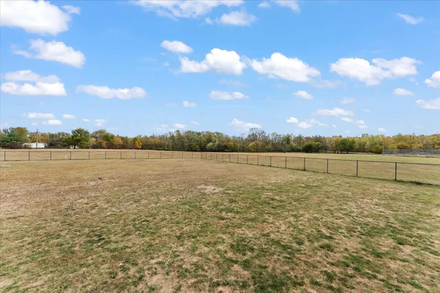 $650,000 | 302 County Road 2650 North, Mahomet, IL 61853