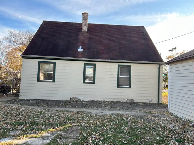 $190,000 | 5724 West Carmen Avenue, Milwaukee, WI 53218