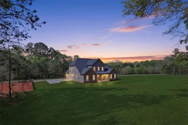 $749,900 | 191 Thoroughbred Run, Hoschton, GA 30548
