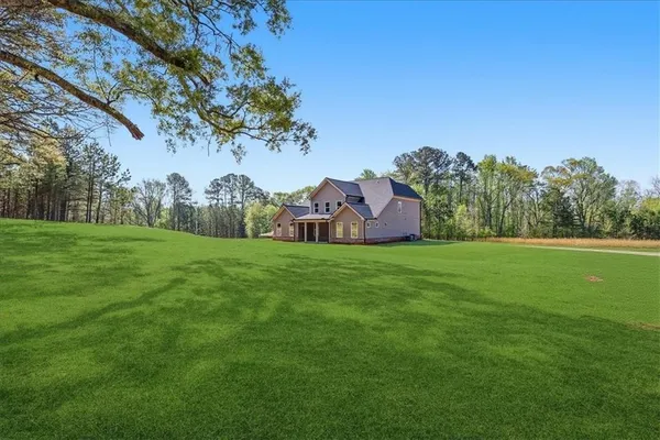 $749,900 | 191 Thoroughbred Run, Hoschton, GA 30548