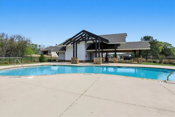 $749,900 | 191 Thoroughbred Run, Hoschton, GA 30548