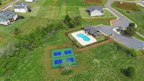 $749,900 | 191 Thoroughbred Run, Hoschton, GA 30548