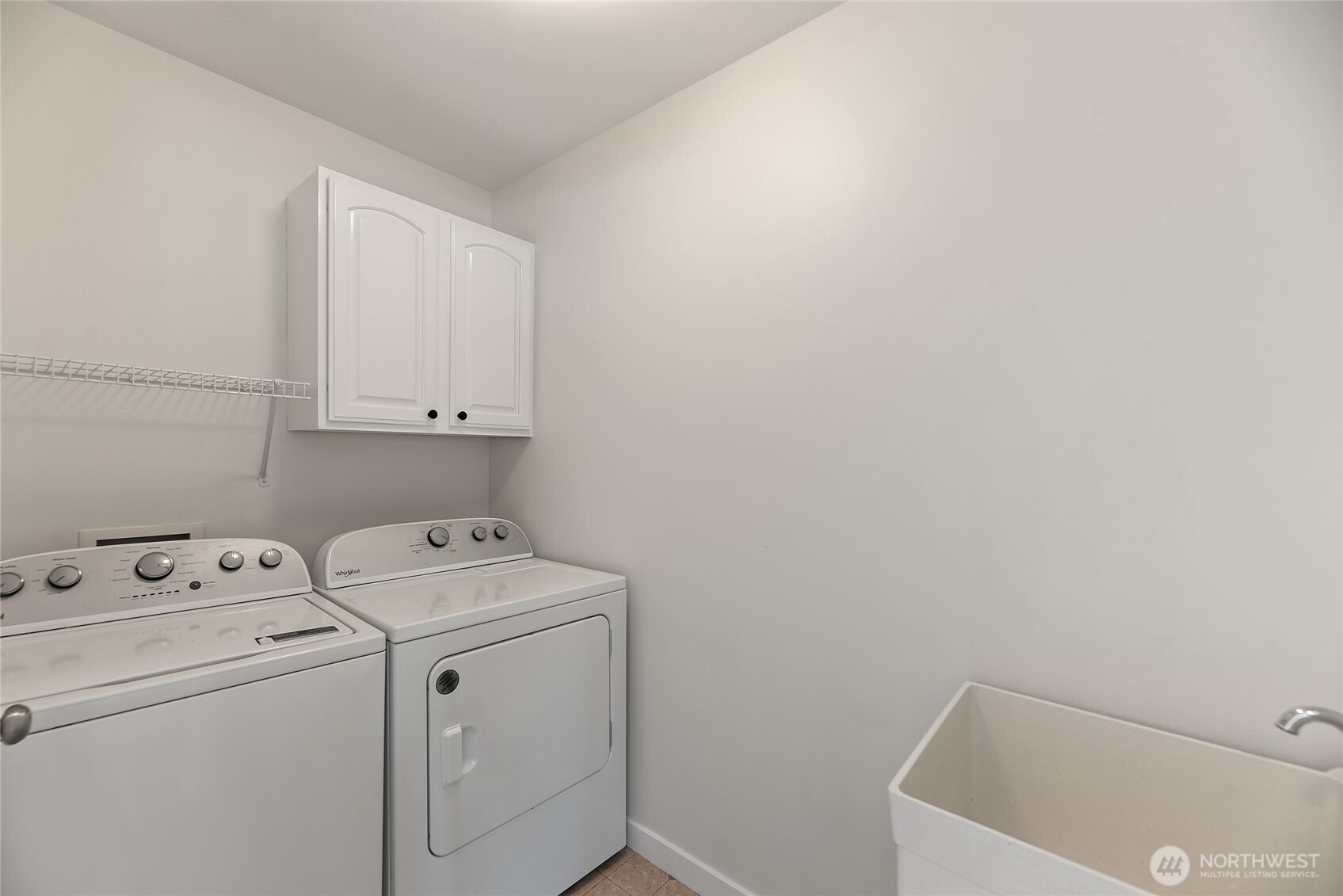 765 Vashon Avenue Northeast Renton, WA 98059 - Photo 19 of 27