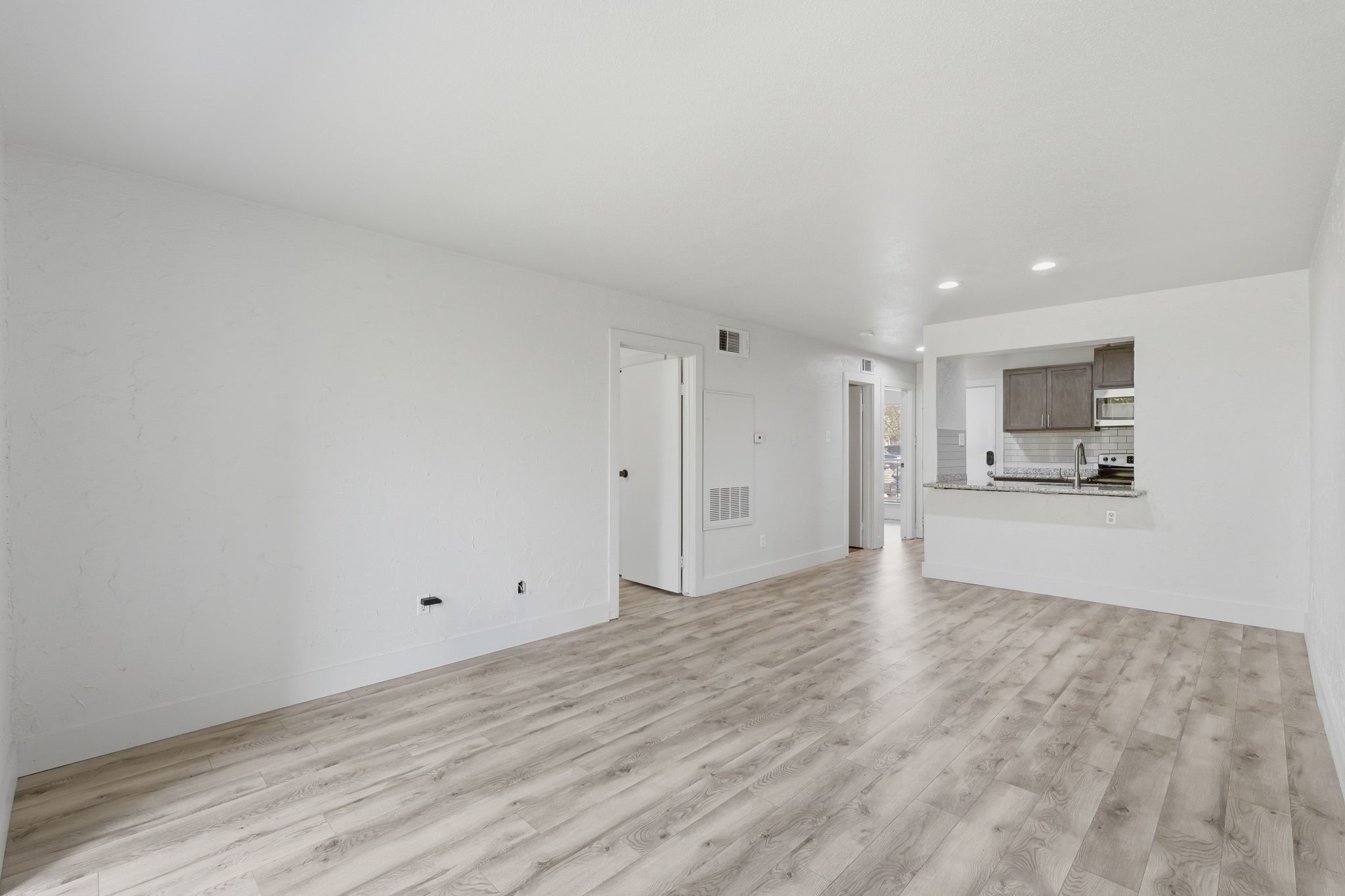 13151 Walden Road, Unit 1 Montgomery, TX 77356 - Photo 4 of 27
