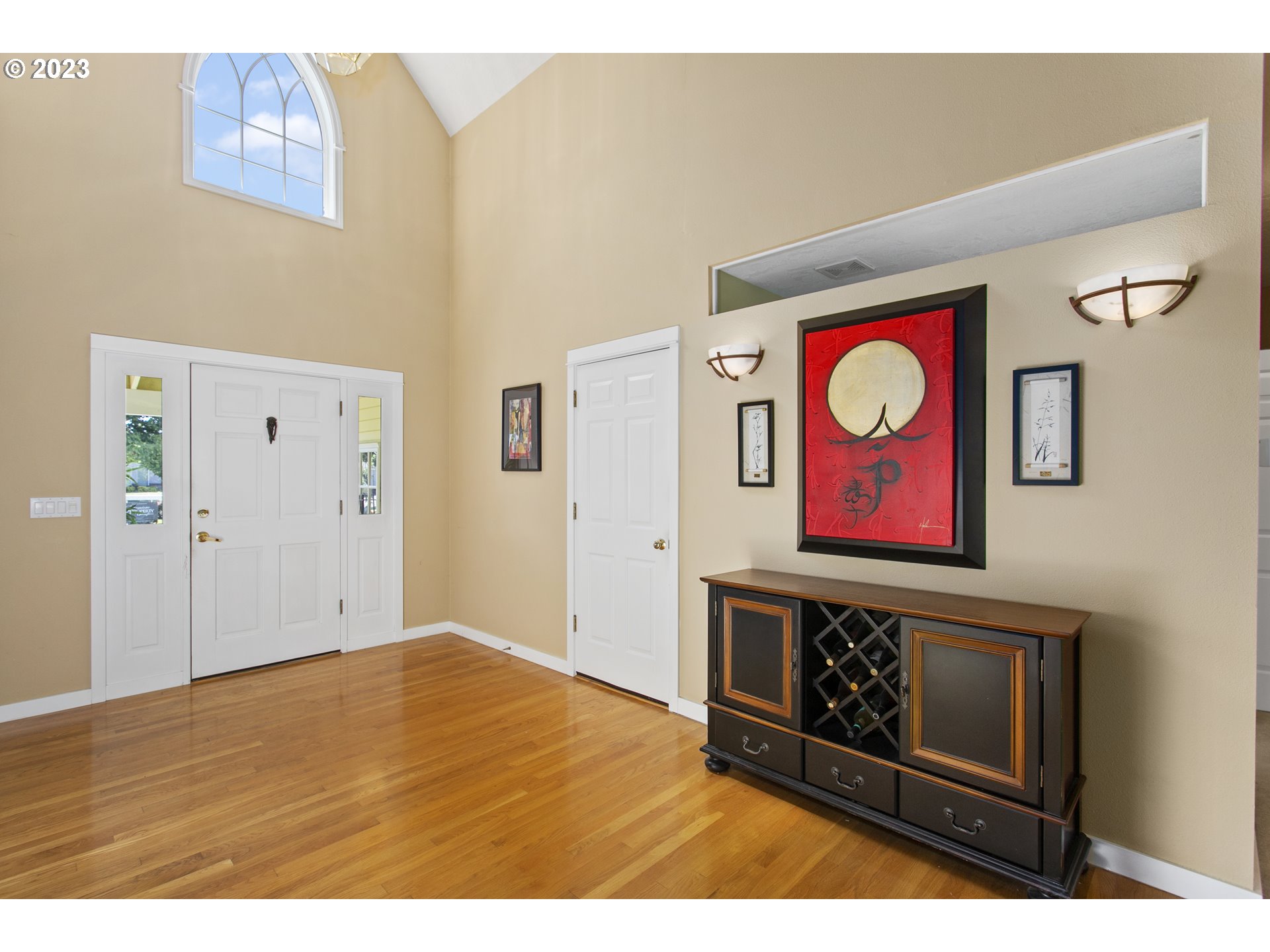 2371 Miller Farm Road Woodburn, OR 97071 - Photo 13 of 33 a view of an empty room with wooden floor