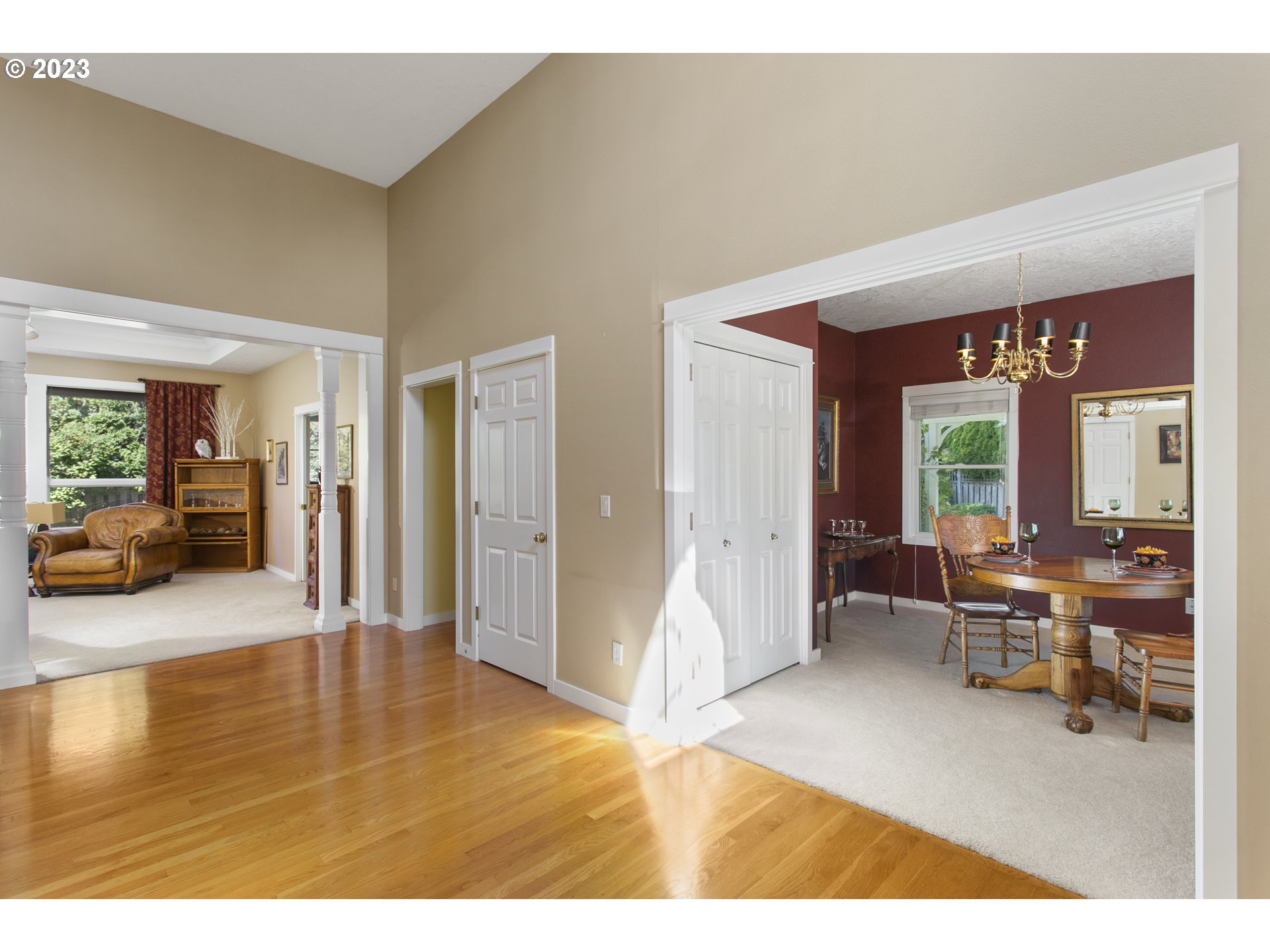 2371 Miller Farm Road Woodburn, OR 97071 - Photo 14 of 33 a living room with furniture and large window