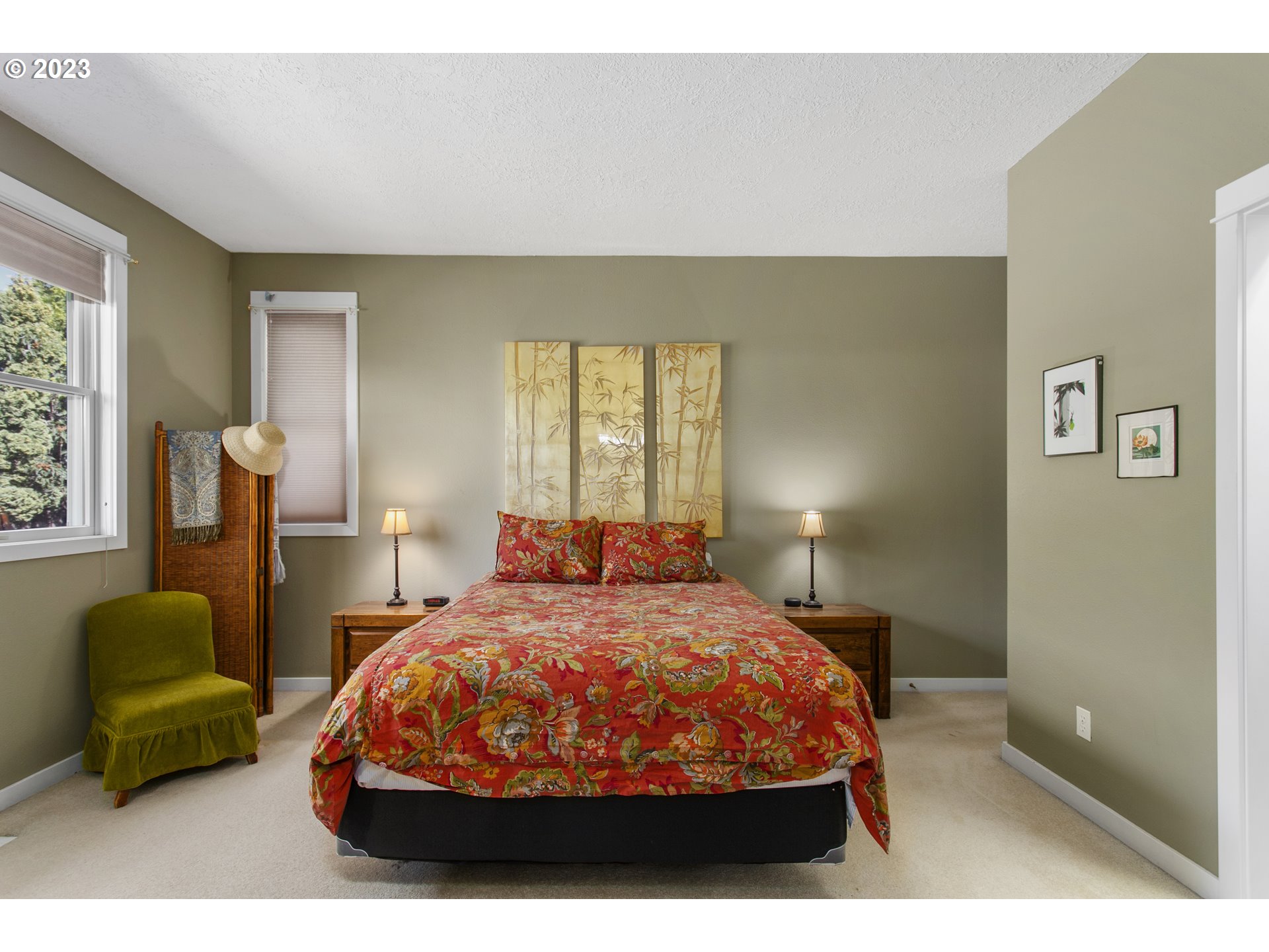 2371 Miller Farm Road Woodburn, OR 97071 - Photo 28 of 33 a bedroom with a bed and window
