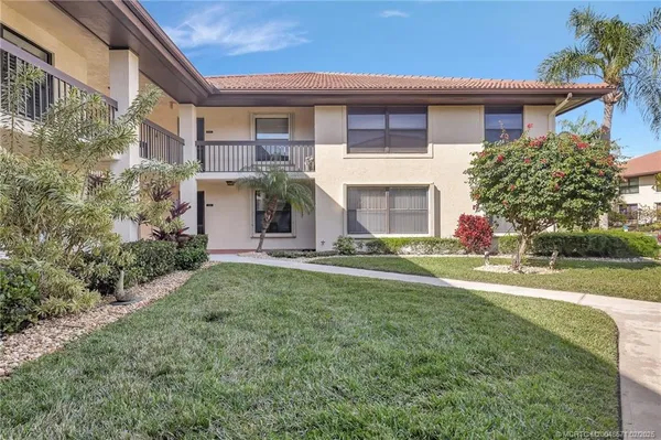$205,000 | 711 Southwest South River Drive, Unit 101, Stuart, FL 34997