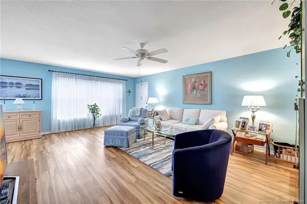 $205,000 | 711 Southwest South River Drive, Unit 101, Stuart, FL 34997
