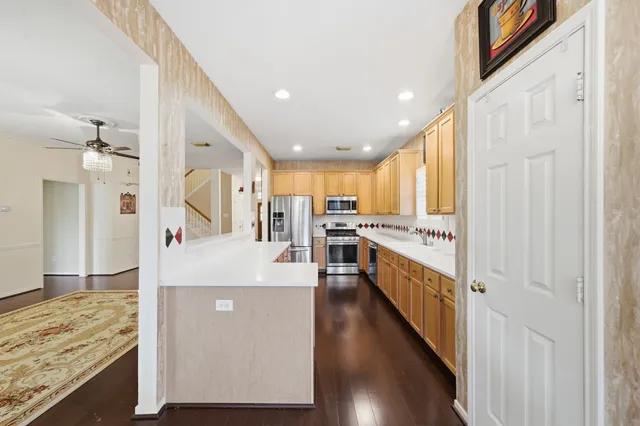 $379,999 | 1614 Roaring Springs Lane, Pasadena, TX 77586