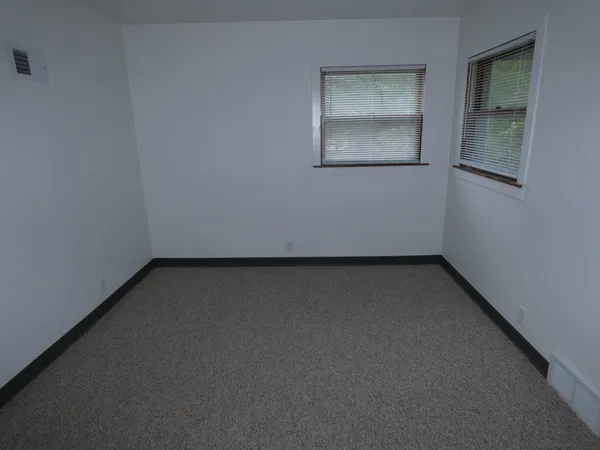 $890 | 508 North 4th Street, Unit 4, Muscoda, WI 53573