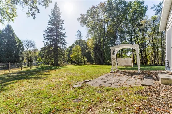 $315,000 | 806 Yuma Trail, Mercer, PA 16137