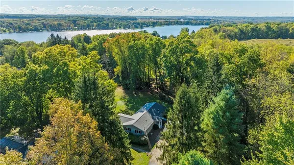 $315,000 | 806 Yuma Trail, Mercer, PA 16137