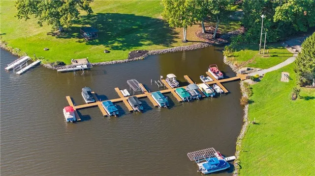 $315,000 | 806 Yuma Trail, Mercer, PA 16137