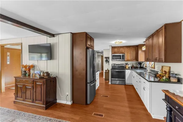 $315,000 | 806 Yuma Trail, Mercer, PA 16137