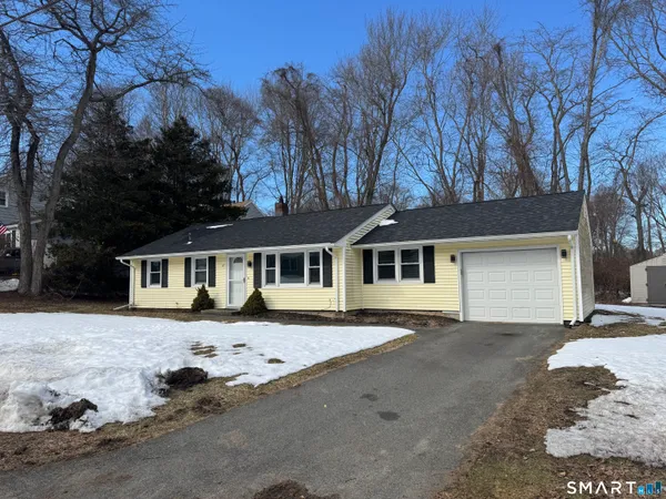$2,350 | 12 Nutmeg Drive, Clinton, CT 06413