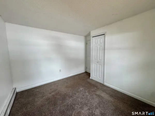 $2,350 | 12 Nutmeg Drive, Clinton, CT 06413