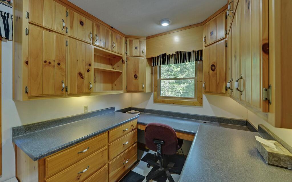 3021 Hanging Dog Road Murphy, NC 28906 - Photo 16 of 65 Gallery Image 16