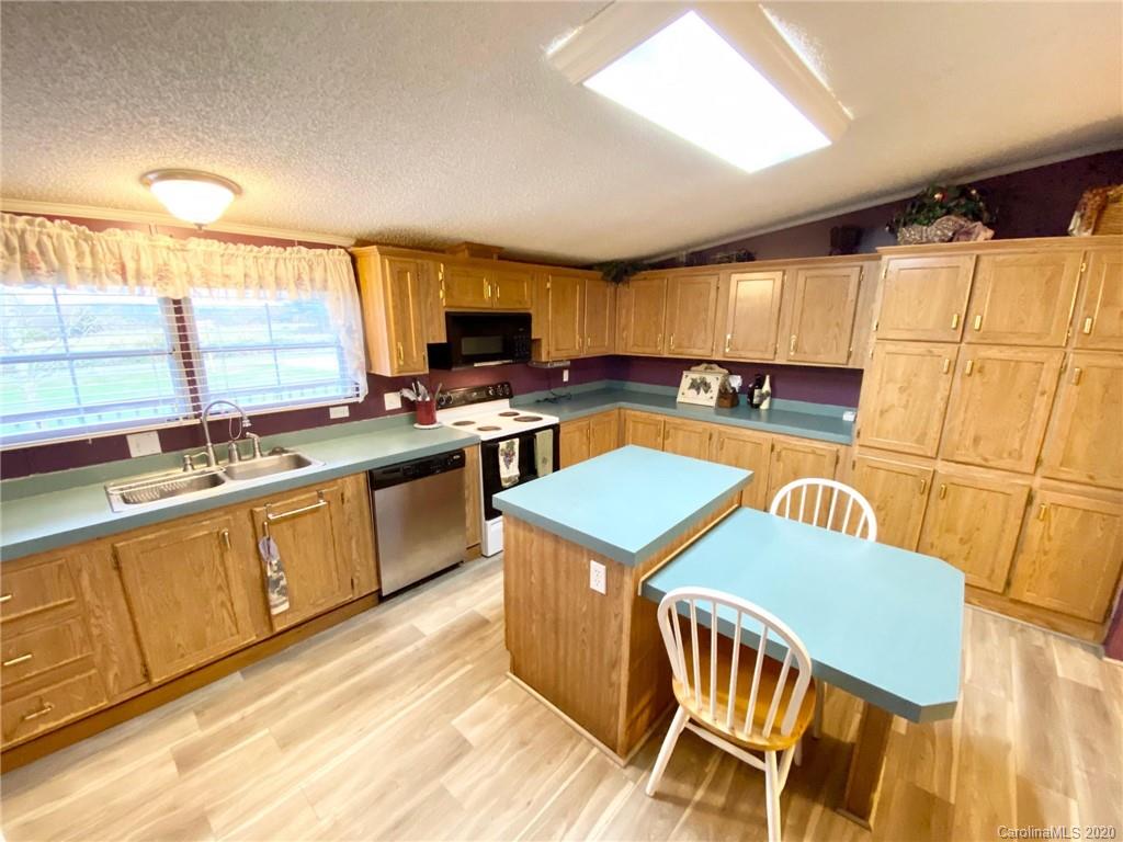 5410 Old Mountain Road Stony Point, NC 28678 - Photo 8 of 26 Gallery Image 8