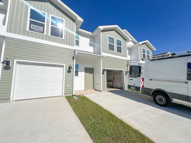 $1,695 | 3997 Pendragon Circle, Milton, FL 32583