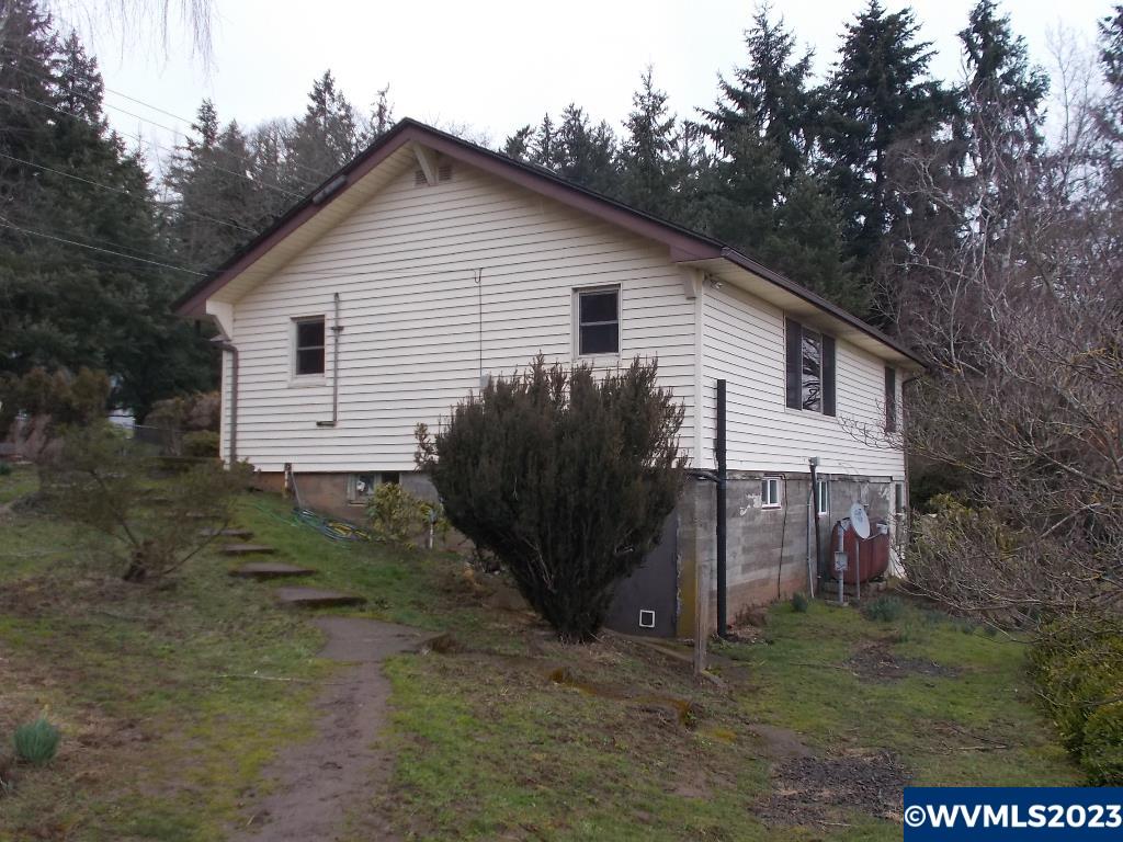 3978 Delaney Road Southeast Salem, OR 97317 - Photo 13 of 31 Gallery Image 13