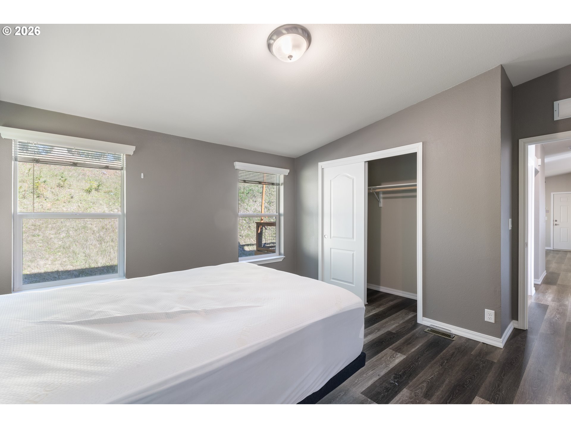 66017 North Bay Road North Bend, OR 97459 - Photo 20 of 47