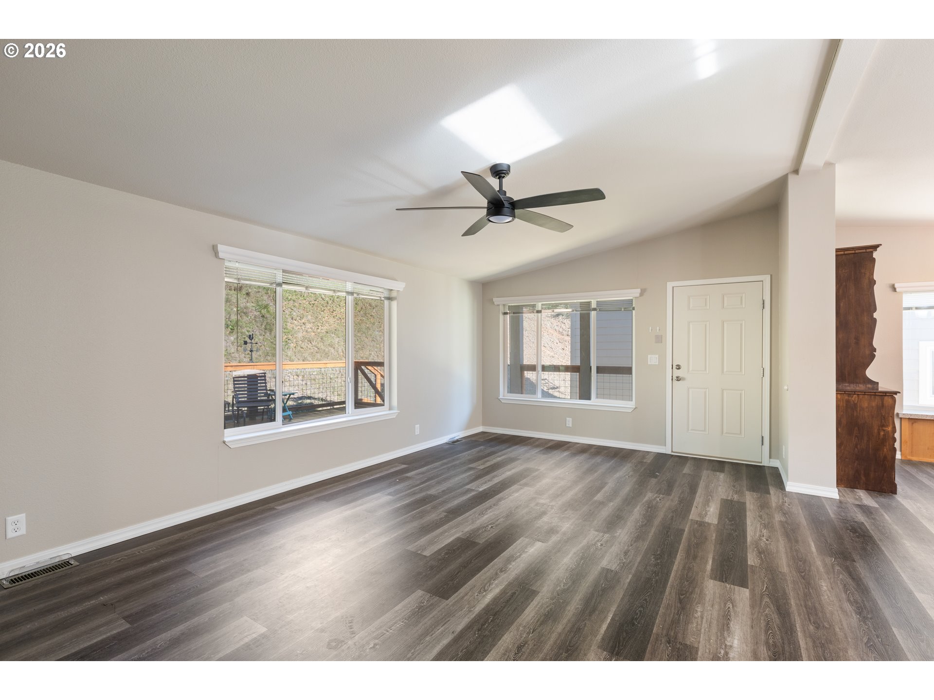 66017 North Bay Road North Bend, OR 97459 - Photo 5 of 47