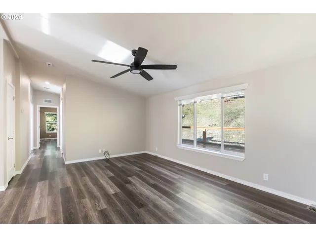 $550,000 | 66017 North Bay Road, North Bend, OR 97459