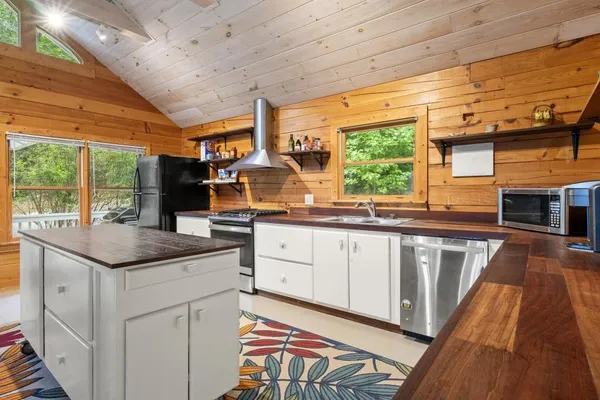 $3,500,000 | 9883 Warwoman Road, Clayton, GA 30525